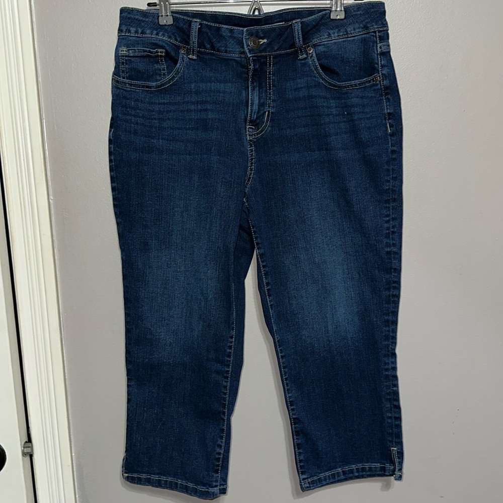Maurice’s dark wash cropped jeans